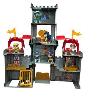 Paw Patrol Castle and Figures